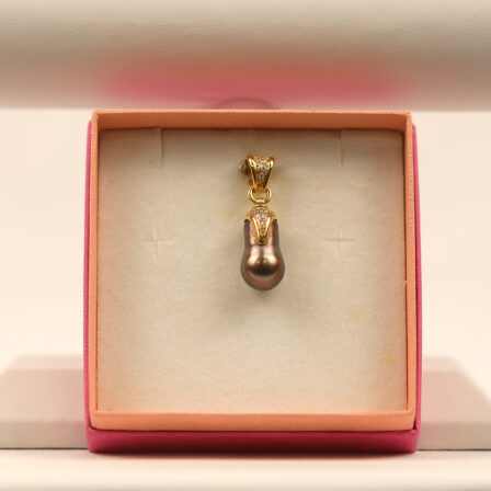Bélière fait main or, perle et diamants
