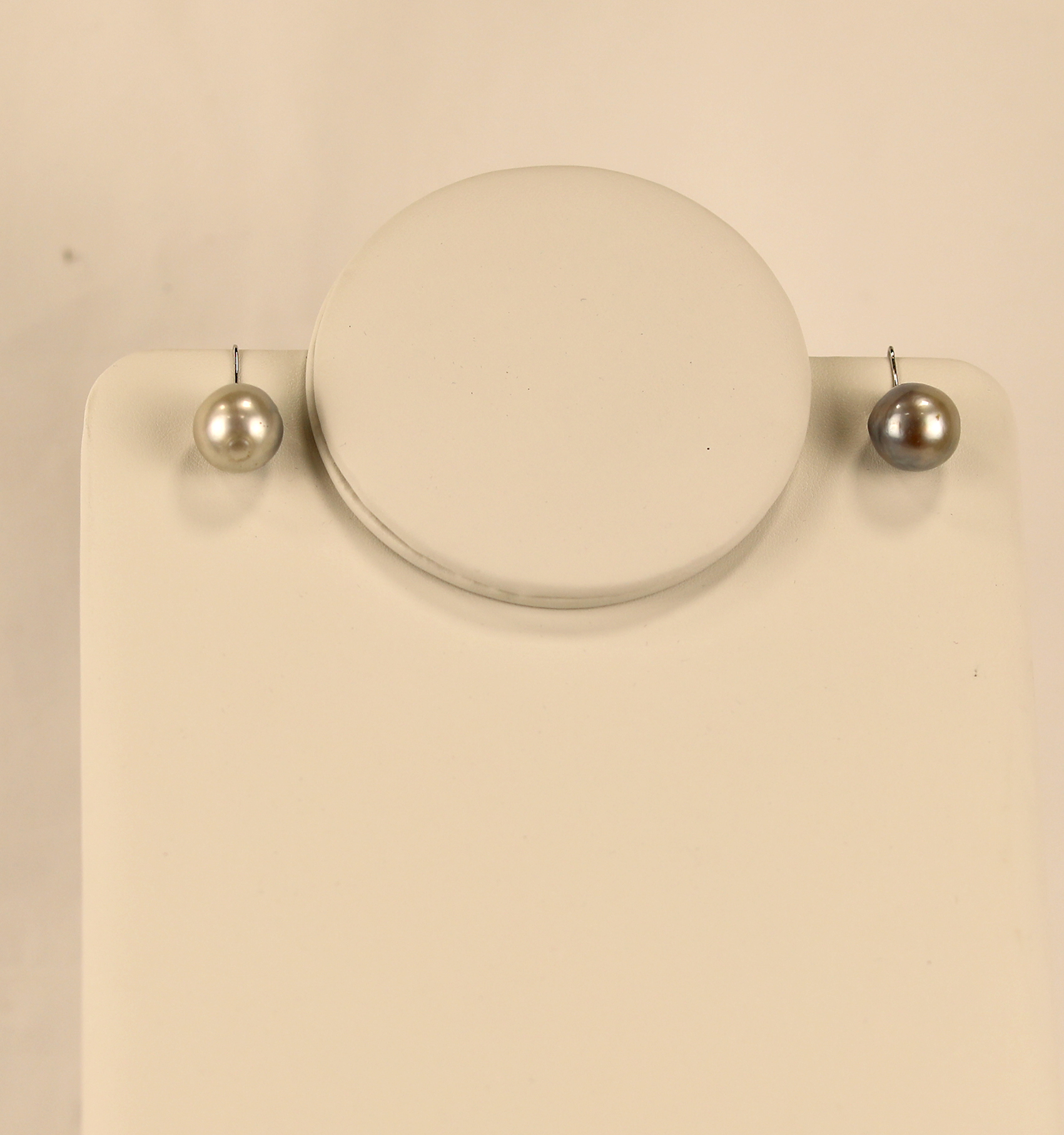 Paire De Boucles D'Oreilles Avec Perle - Modèle 128-25/A2-39 - Occasion
