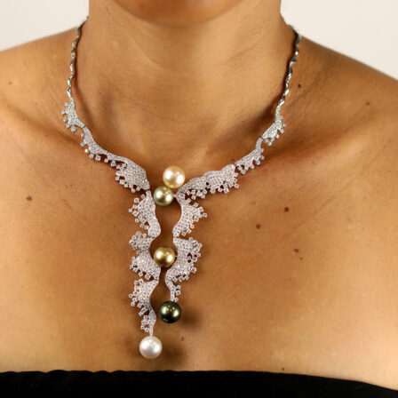 Collier de diamants et perles de Tahiti