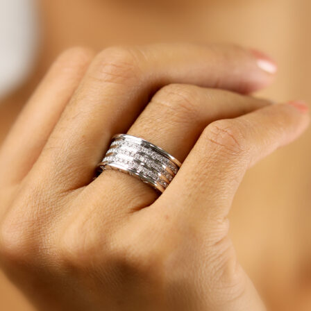 Bague BULGARI "B Zero 1" en or gris 18 K et diamants