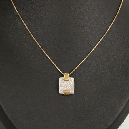 Collier pendentif 2 ors, pavage de diamants
