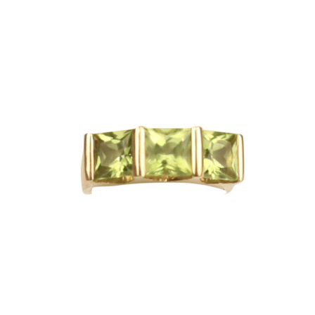 z_ Bague or jaune 18 K Trinity Péridot taille princesse