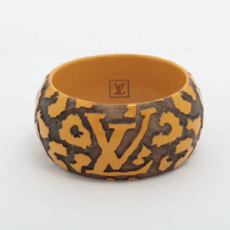 LOUIS VUITTON - Bracelet monogram en bois jaune