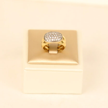 Bague or 18K et pavage de diamants