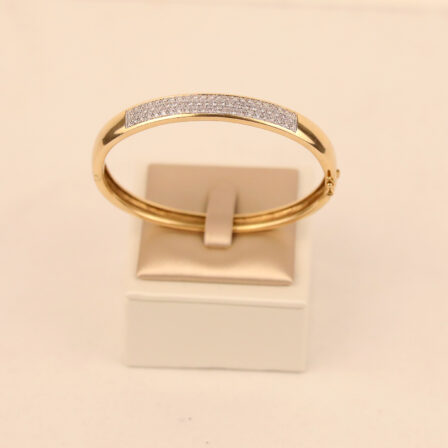 Bracelet jonc or jaune et pavage diamants