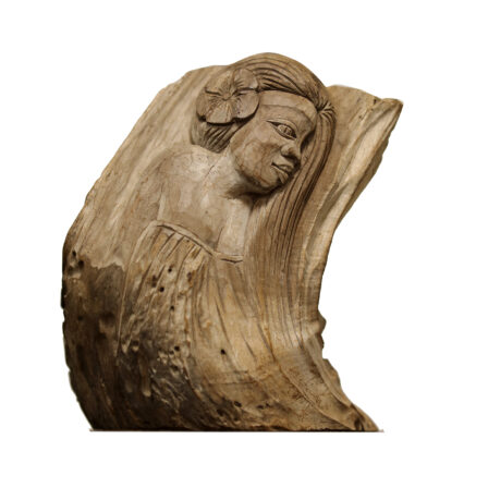 MARA V - Sculpture sur bois, signée au socle