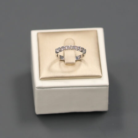 Alliance or blanc et diamants